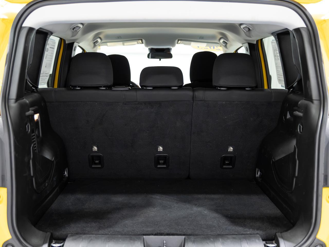 2023 Jeep Renegade Latitude 4WD NAV Cranberry PA