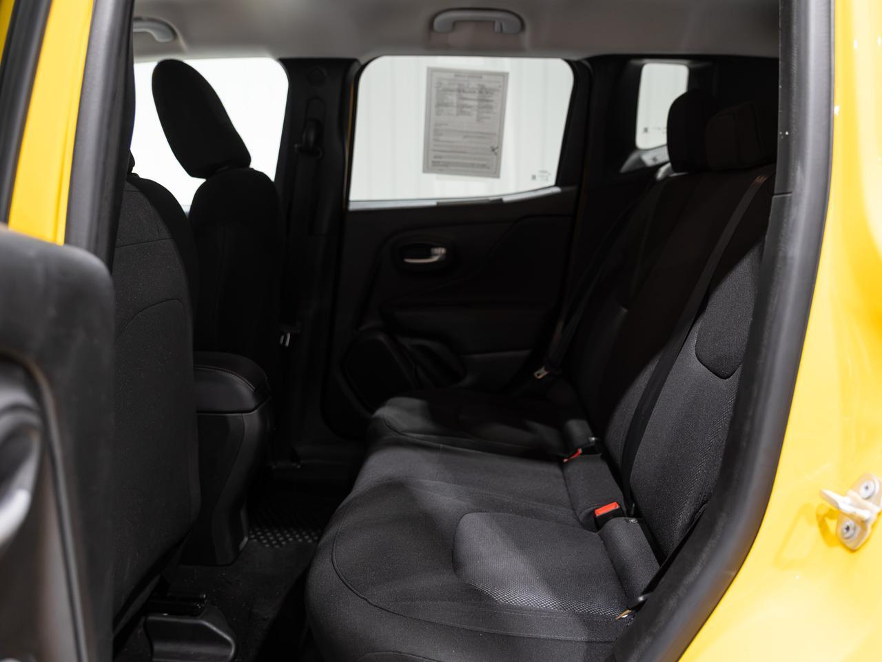2023 Jeep Renegade Latitude 4WD NAV Cranberry PA