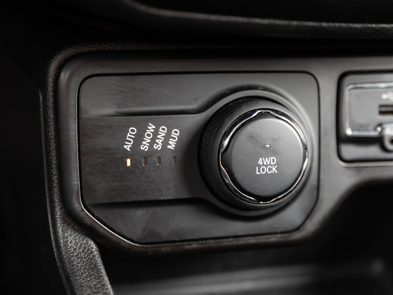 2023 Jeep Renegade Latitude 4WD NAV Cranberry PA