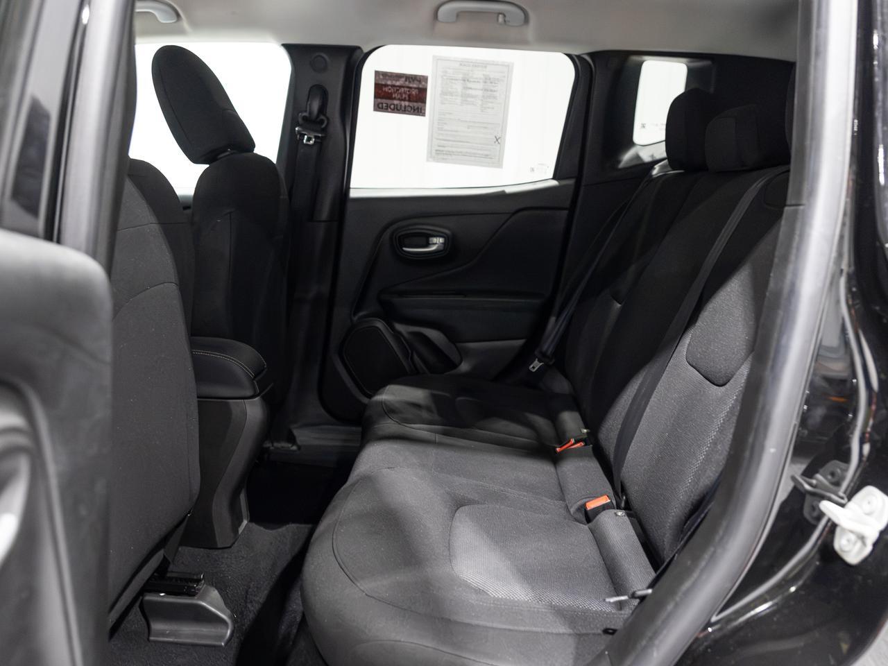 2023 Jeep Renegade Latitude 4WD NAV Cranberry PA