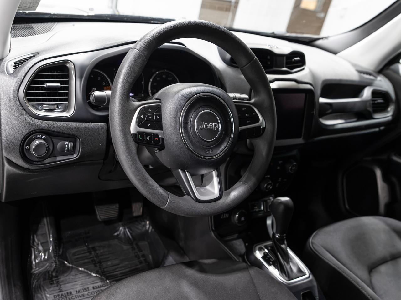 2023 Jeep Renegade Latitude 4WD NAV Cranberry PA