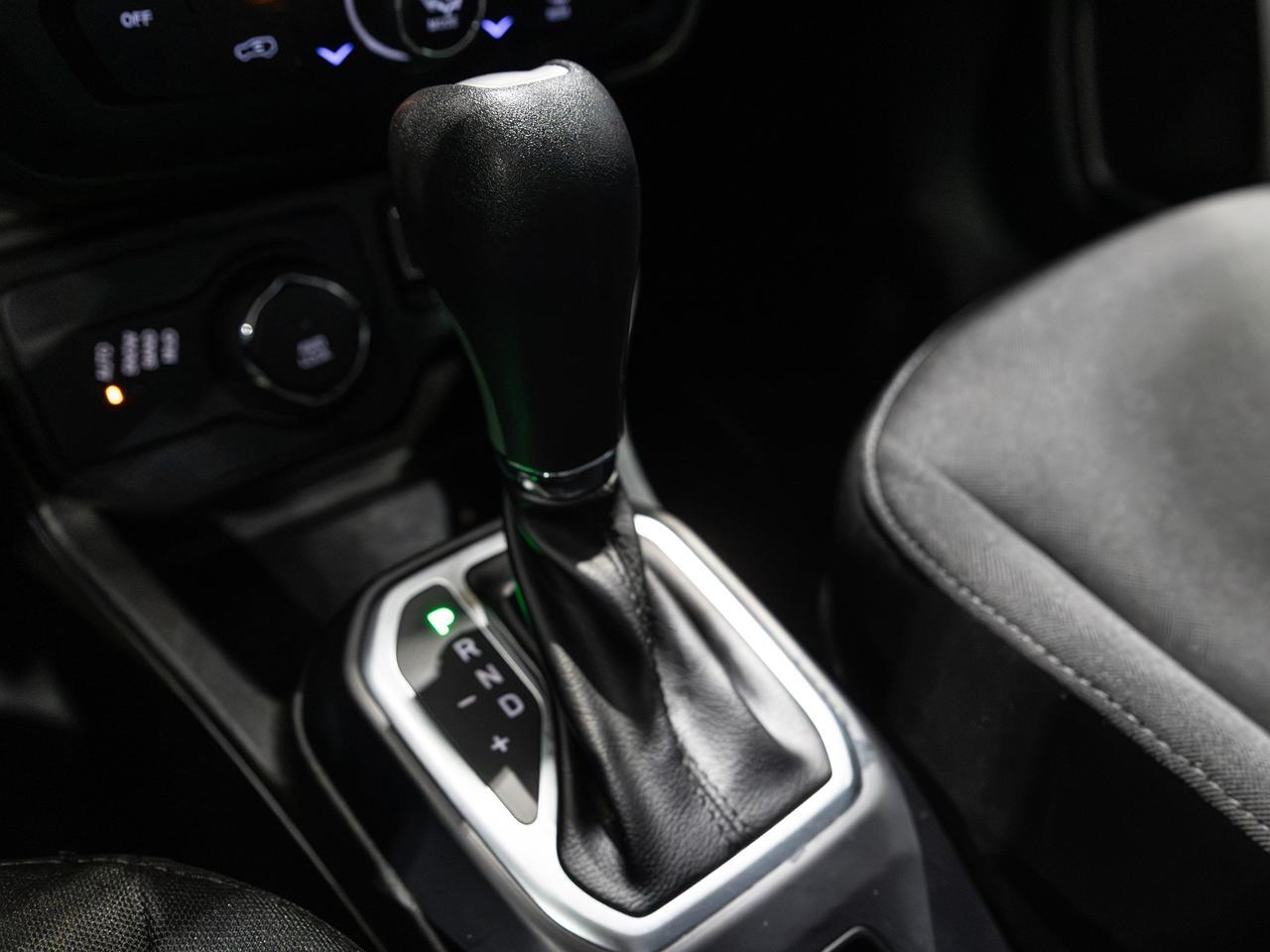 2023 Jeep Renegade Latitude 4WD NAV Cranberry PA