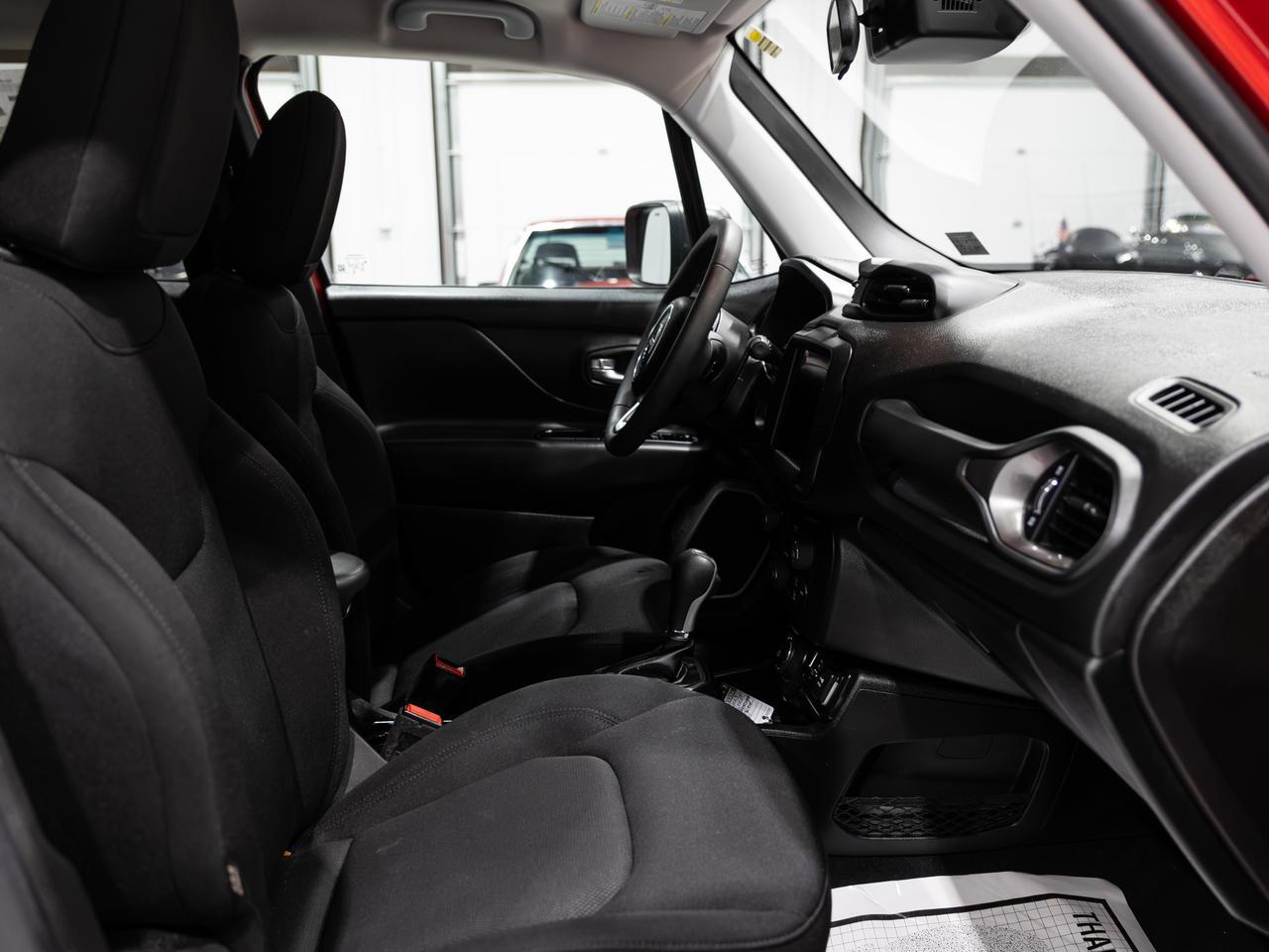 2023 Jeep Renegade Latitude 4WD NAV Cranberry PA