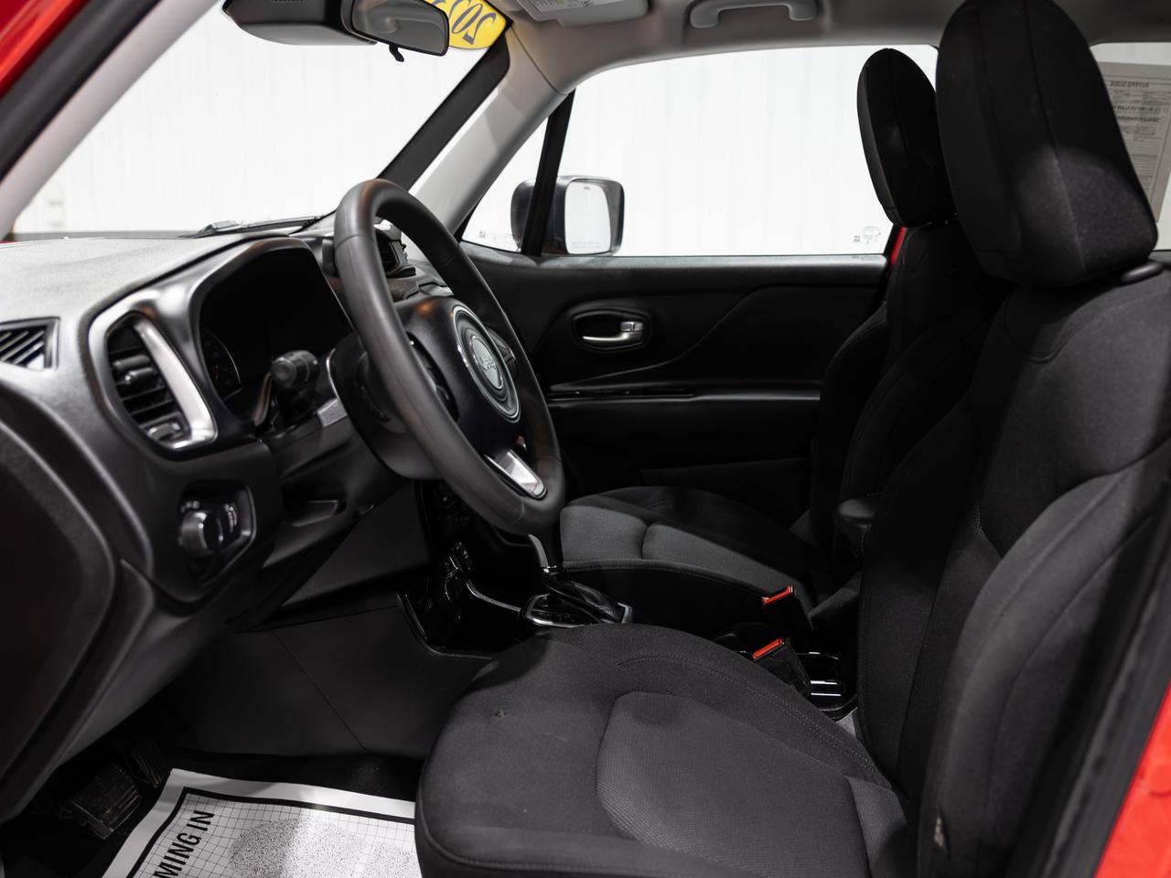 2023 Jeep Renegade Latitude 4WD NAV Cranberry PA