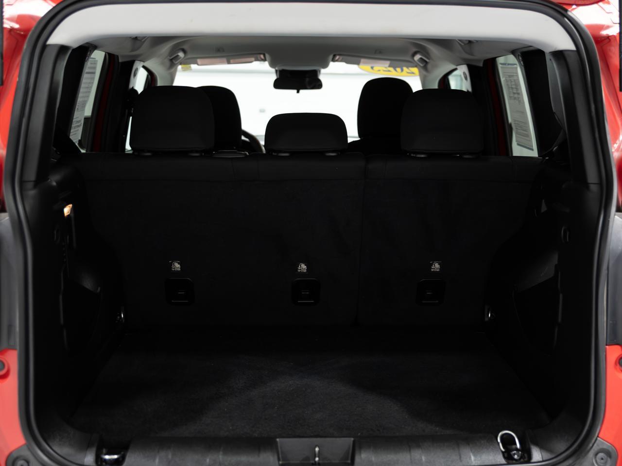 2023 Jeep Renegade Latitude 4WD NAV Cranberry PA