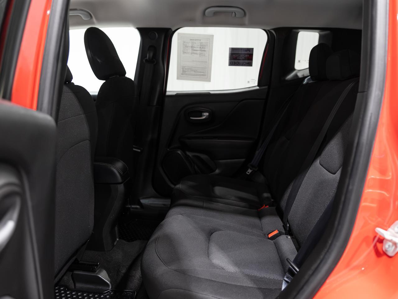 2023 Jeep Renegade Latitude 4WD NAV Cranberry PA