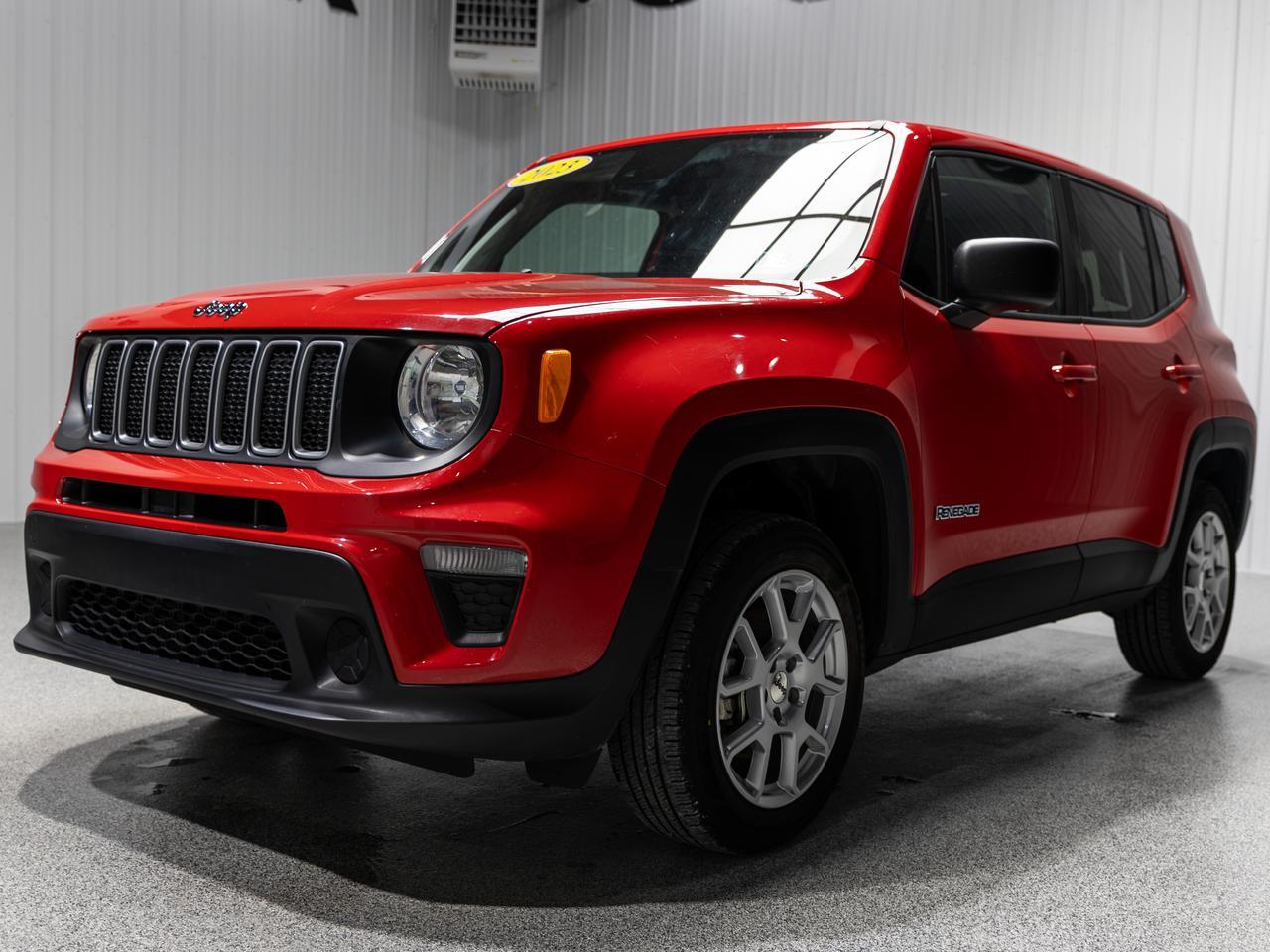2023 Jeep Renegade Latitude 4WD NAV Cranberry PA