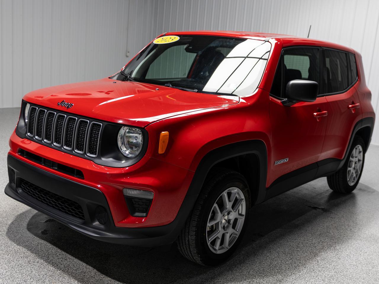 2023 Jeep Renegade Latitude 4WD NAV Cranberry PA