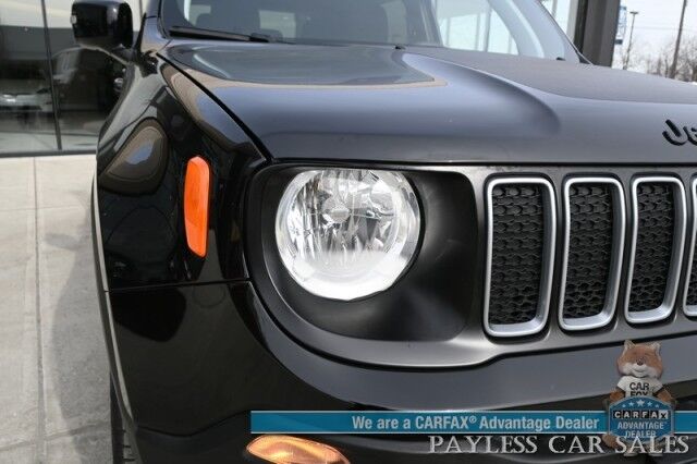 2023 Jeep Renegade Latitude / 4X4 / Auto Start / Upland Edition / Panoramic Sunroof / Navigation / Lane Depart & Blind Spot Alert / Apple CarPlay & Android Auto / Back Up Camera / Premium Audio System / 29 MPG / 1-Owner Anchorage AK