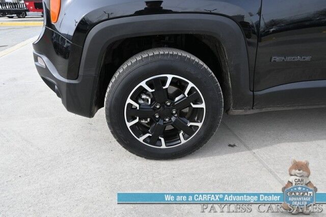 2023 Jeep Renegade Latitude / 4X4 / Auto Start / Upland Edition / Panoramic Sunroof / Navigation / Lane Depart & Blind Spot Alert / Apple CarPlay & Android Auto / Back Up Camera / Premium Audio System / 29 MPG / 1-Owner Anchorage AK