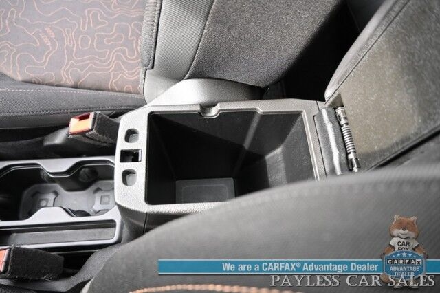 2023 Jeep Renegade Latitude / 4X4 / Auto Start / Upland Edition / Panoramic Sunroof / Navigation / Lane Depart & Blind Spot Alert / Apple CarPlay & Android Auto / Back Up Camera / Premium Audio System / 29 MPG / 1-Owner Anchorage AK