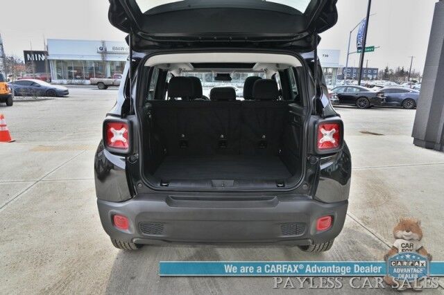 2023 Jeep Renegade Latitude / 4X4 / Auto Start / Upland Edition / Panoramic Sunroof / Navigation / Lane Depart & Blind Spot Alert / Apple CarPlay & Android Auto / Back Up Camera / Premium Audio System / 29 MPG / 1-Owner Anchorage AK