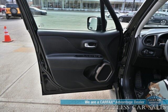 2023 Jeep Renegade Latitude / 4X4 / Auto Start / Upland Edition / Panoramic Sunroof / Navigation / Lane Depart & Blind Spot Alert / Apple CarPlay & Android Auto / Back Up Camera / Premium Audio System / 29 MPG / 1-Owner Anchorage AK