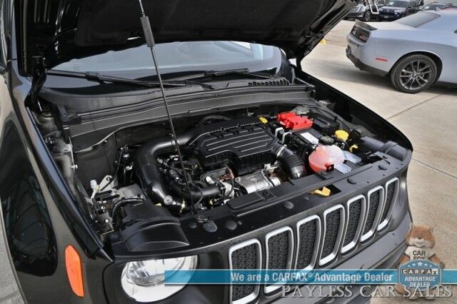 2023 Jeep Renegade Latitude / 4X4 / Auto Start / Upland Edition / Panoramic Sunroof / Navigation / Lane Depart & Blind Spot Alert / Apple CarPlay & Android Auto / Back Up Camera / Premium Audio System / 29 MPG / 1-Owner Anchorage AK