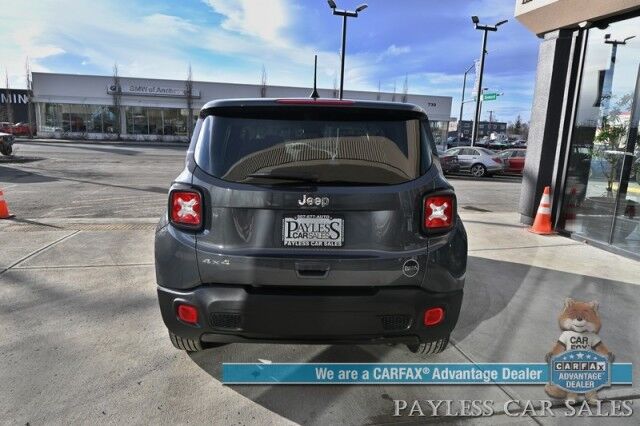 2023 Jeep Renegade Latitude / 4X4 / Power Locks, Windows & Mirrors / Lane Depart & Blind Spot Alert / Navigation / Apple CarPlay & Android Auto / Back Up Camera / Cruise Control / Push Button Start / 29 MPG / Only 3K Miles / 1-Owner Anchorage AK