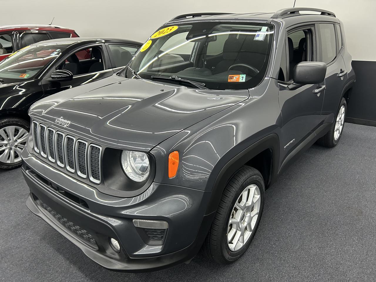 2023 Jeep Renegade Latitude 4x4 Benwood WV