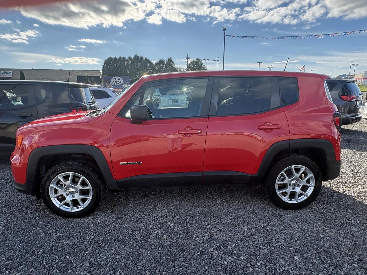 2023 Jeep Renegade Latitude Cranberry PA