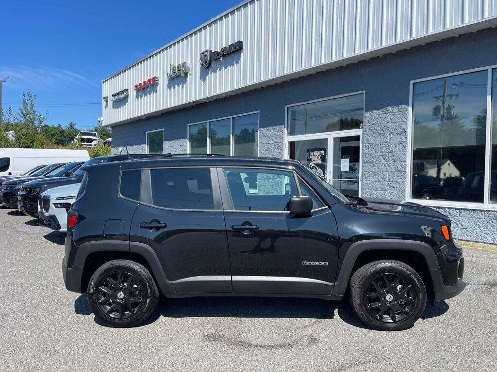 2023 Jeep Renegade Latitude Orange MA