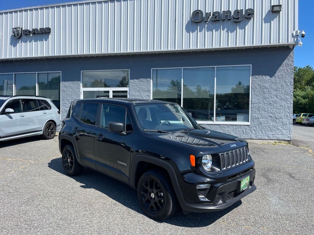 2023 Jeep Renegade Latitude Orange MA