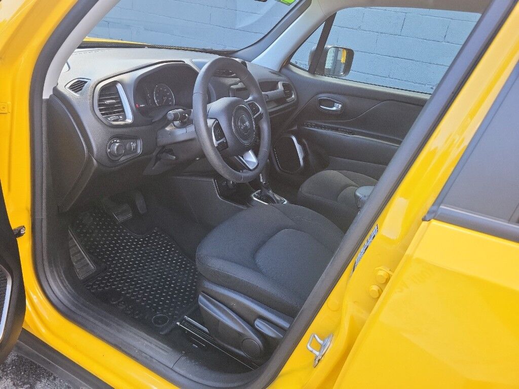 2023 Jeep Renegade Latitude Vestal NY