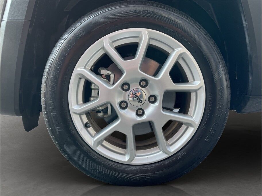 2023 Jeep Renegade Latitude Sport Utility 4D Port Orchard WA