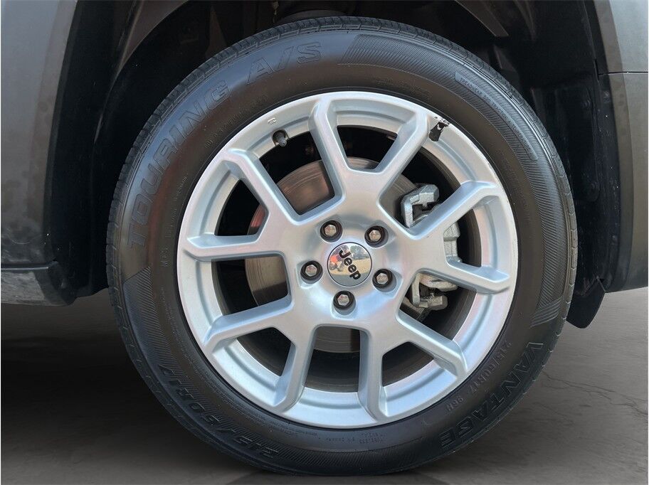 2023 Jeep Renegade Latitude Sport Utility 4D Port Orchard WA