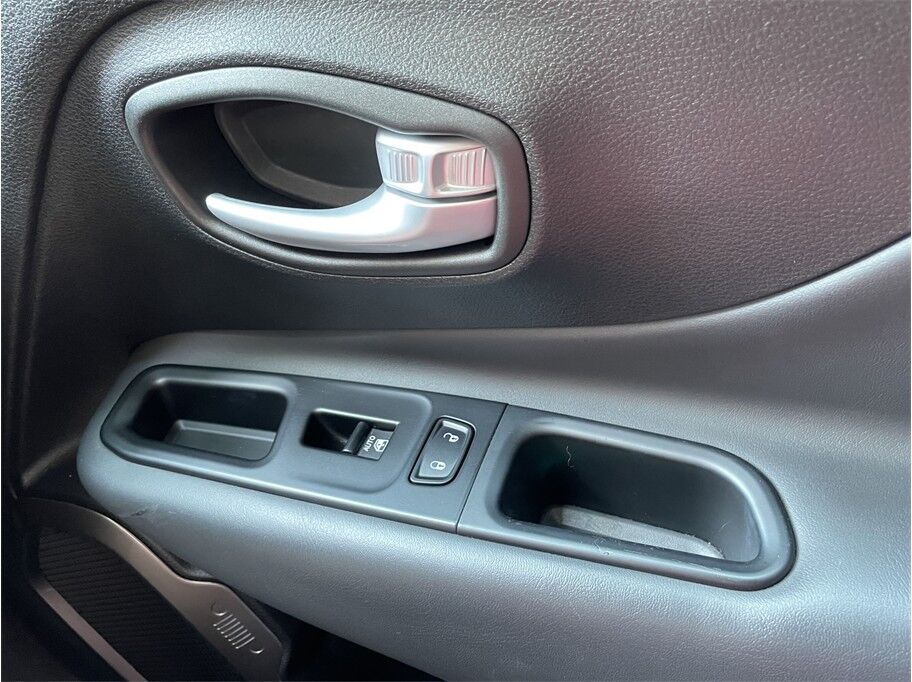 2023 Jeep Renegade Latitude Sport Utility 4D Port Orchard WA