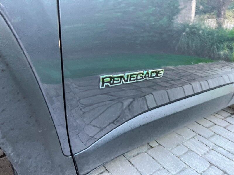 2023 Jeep Renegade Latitude Wilmington NC
