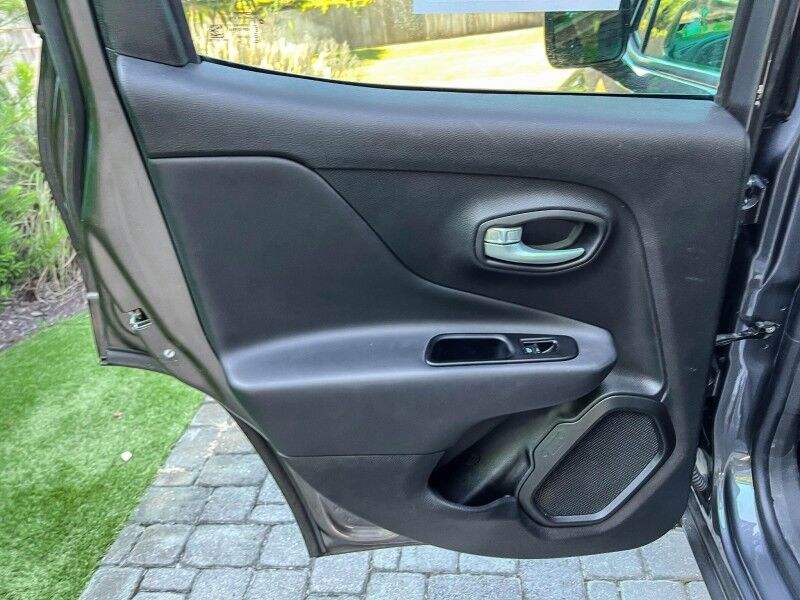 2023 Jeep Renegade Latitude Wilmington NC