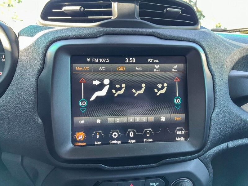 2023 Jeep Renegade Latitude Wilmington NC