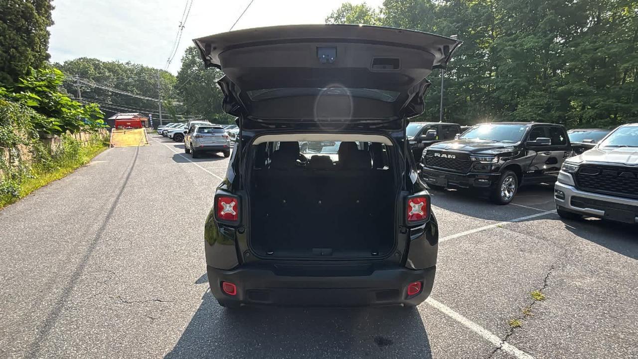 2023 Jeep Renegade Latitude Hudson MA