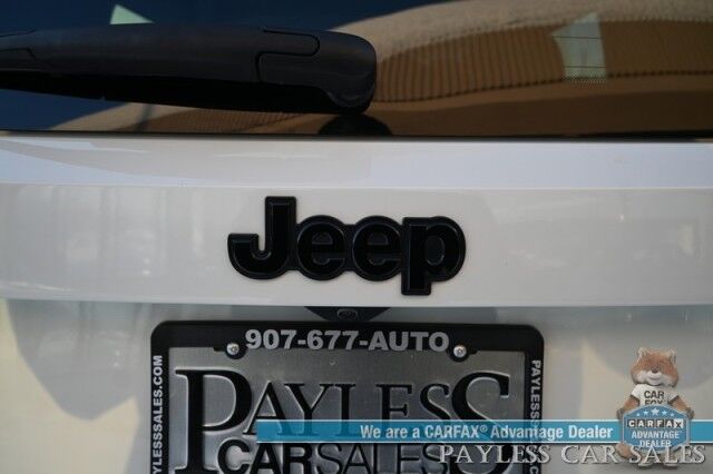 2023 Jeep Renegade Trailhawk / 4X4 / Auto Start / Power & Heated Leather Seats / Heated Steering Wheel / NAV / Lane Departure & Blind Spot Alert / Apple CarPlay & Android Auto / Back Up Camera / Keyless Entry & Start / 1-Owner Anchorage AK