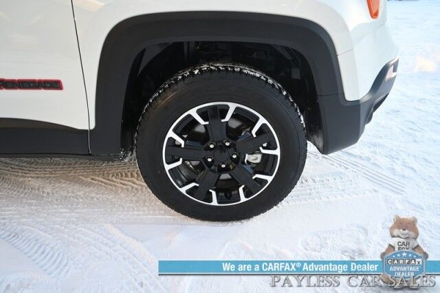 2023 Jeep Renegade Trailhawk / 4X4 / Elite Group / Auto Start / Power & Heated Leather Seats / Heated Steering Wheel / NAV / Lane Departure & Blind Spot Alert / Apple CarPlay & Android Auto / Back Up Camera / Keyless Entry & Start / 1-Owner Anchorage AK