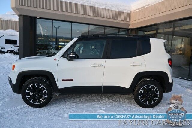 2023 Jeep Renegade Trailhawk / 4X4 / Elite Group / Auto Start / Power & Heated Leather Seats / Heated Steering Wheel / NAV / Lane Departure & Blind Spot Alert / Apple CarPlay & Android Auto / Back Up Camera / Keyless Entry & Start / 1-Owner