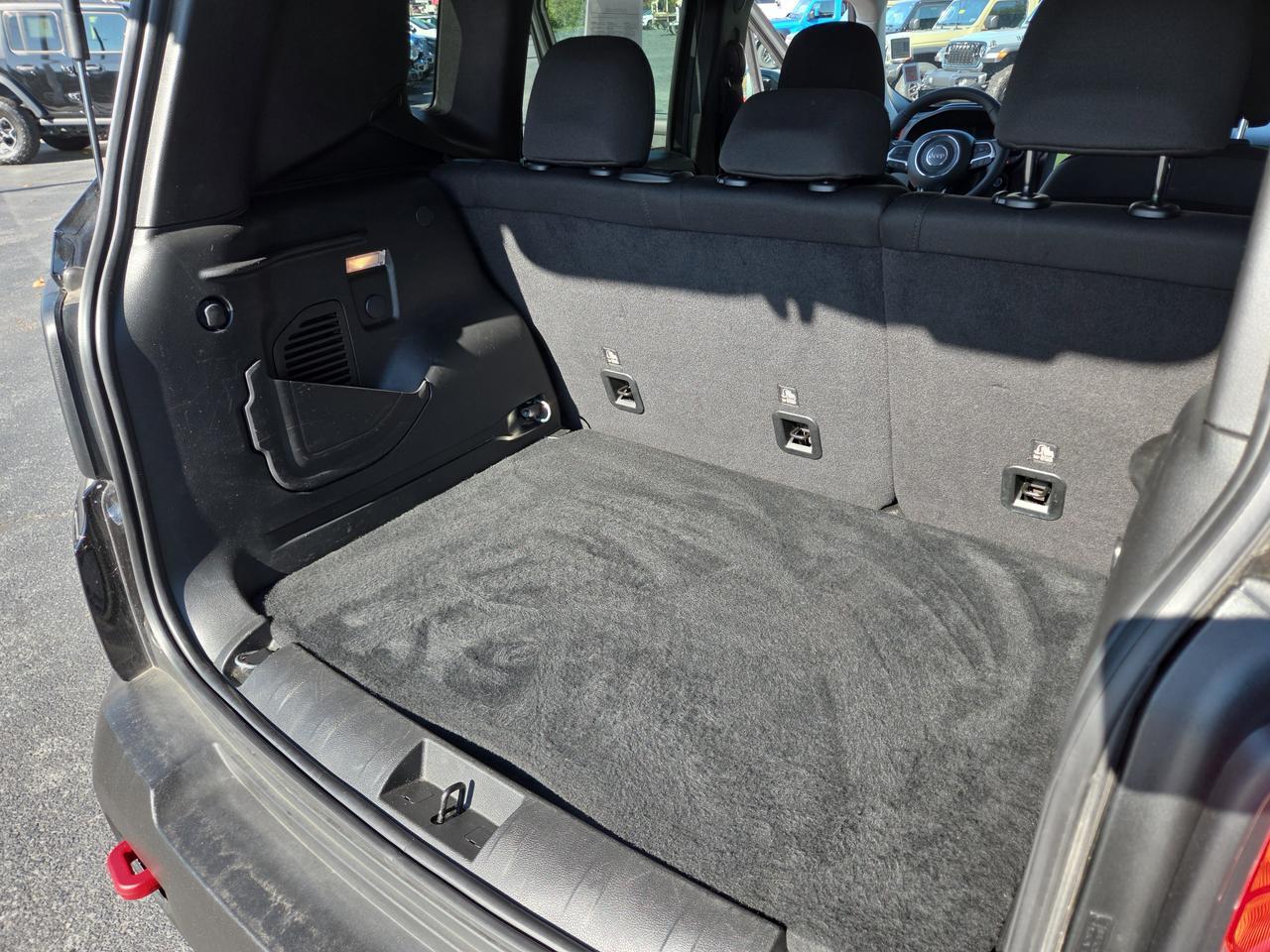 2023 Jeep Renegade Trailhawk Hamburg PA