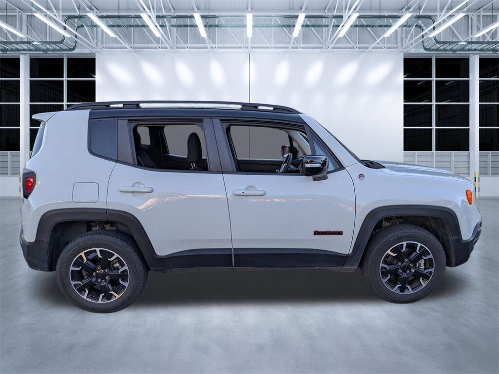 2023 Jeep Renegade Trailhawk