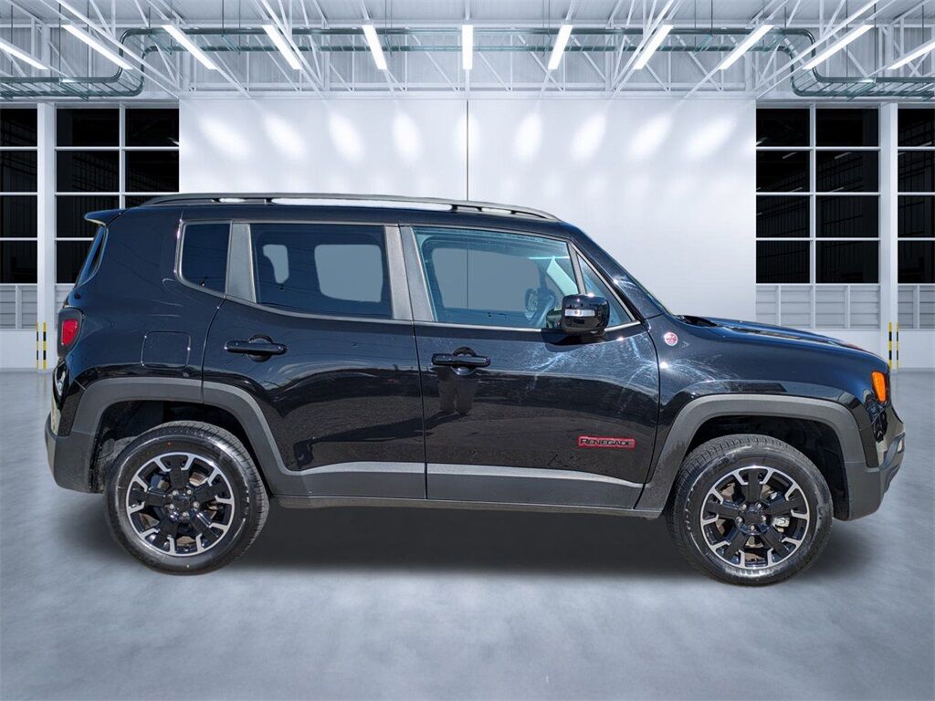 2023 Jeep Renegade Trailhawk