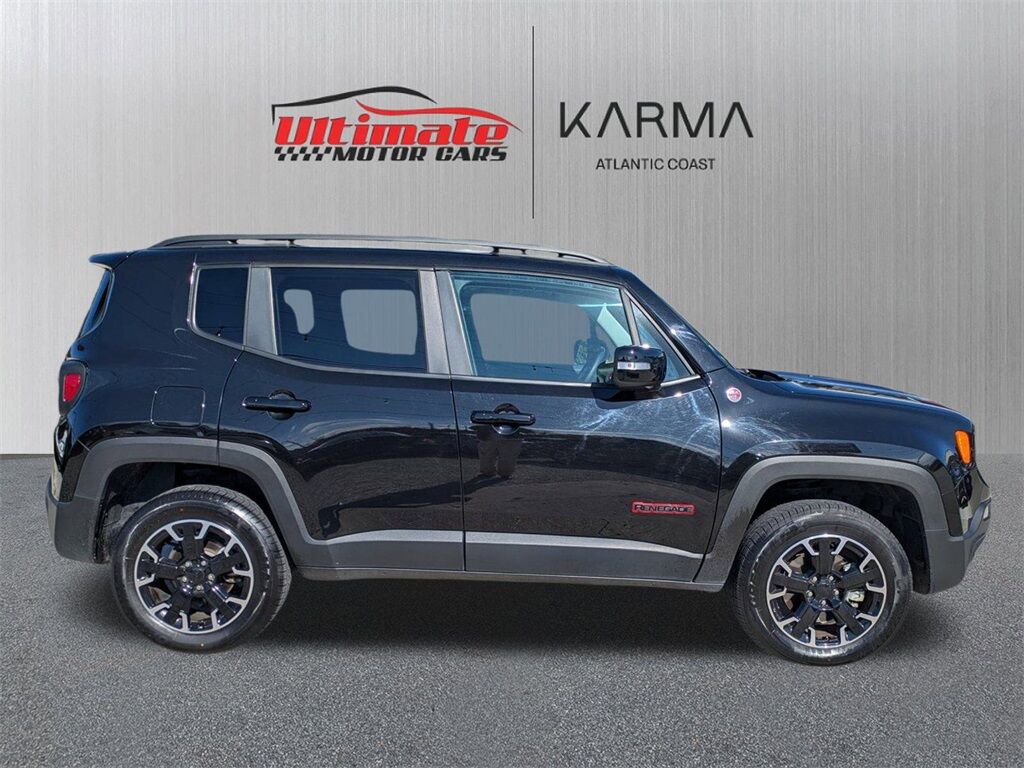 2023 Jeep Renegade Trailhawk