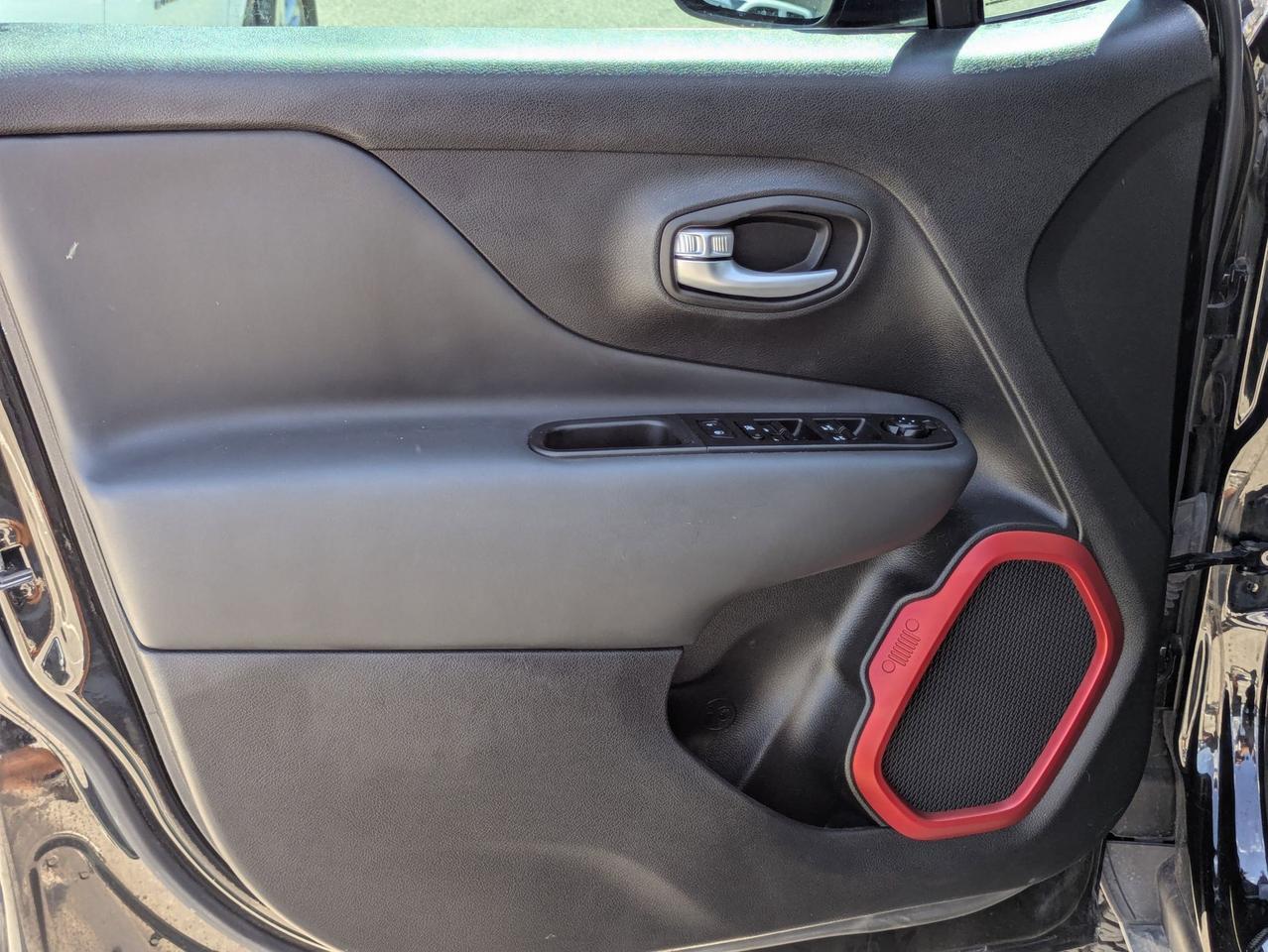 2023 Jeep Renegade Trailhawk Castroville TX
