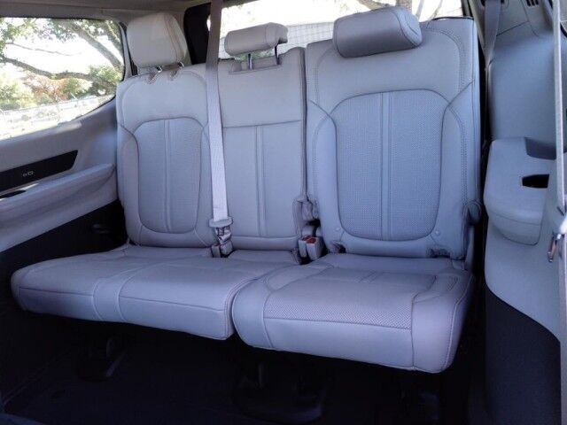 2023 Jeep Wagoneer   TX