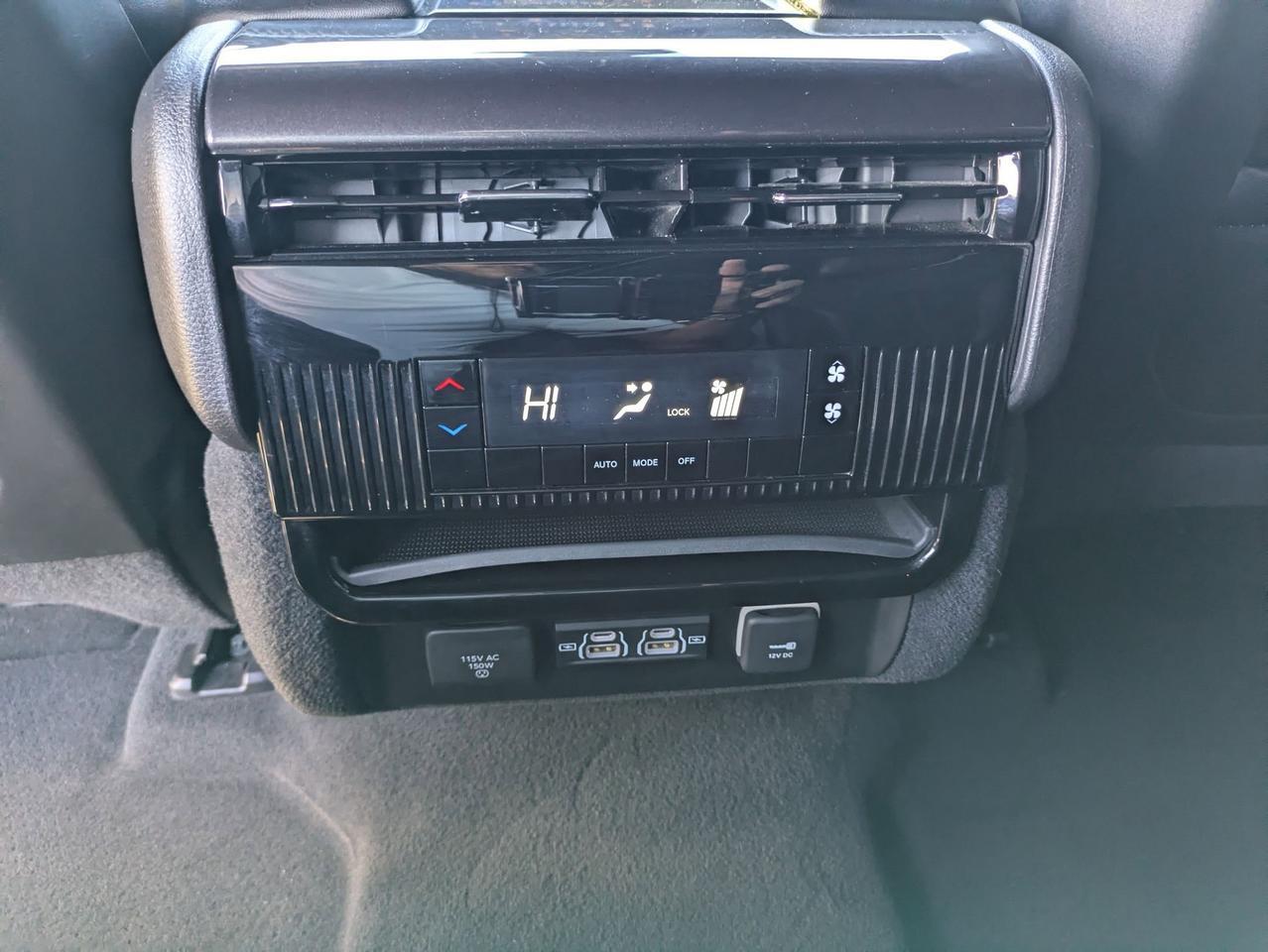 2023 Jeep Wagoneer BASE Castroville TX