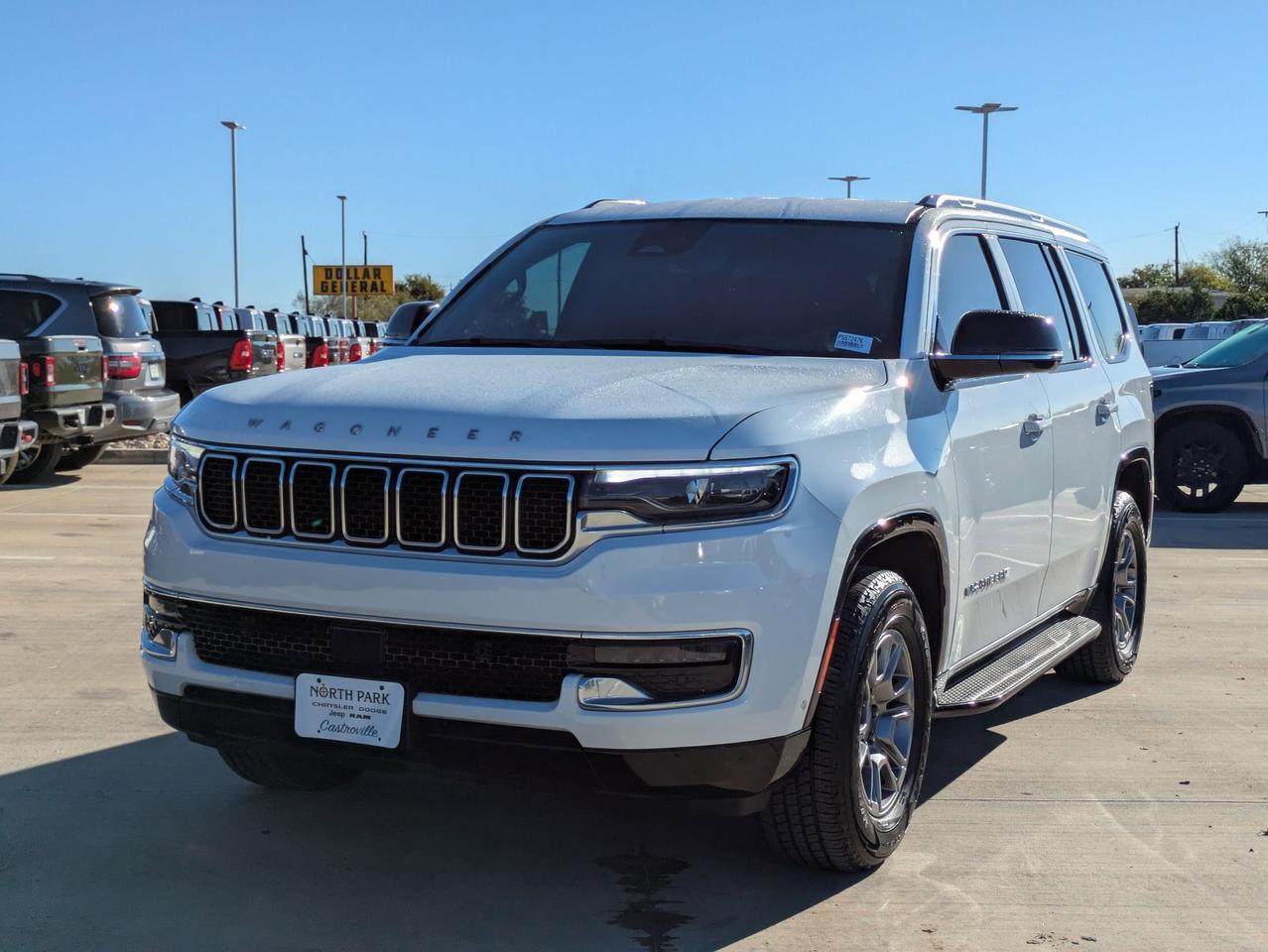 2023 Jeep Wagoneer BASE Castroville TX