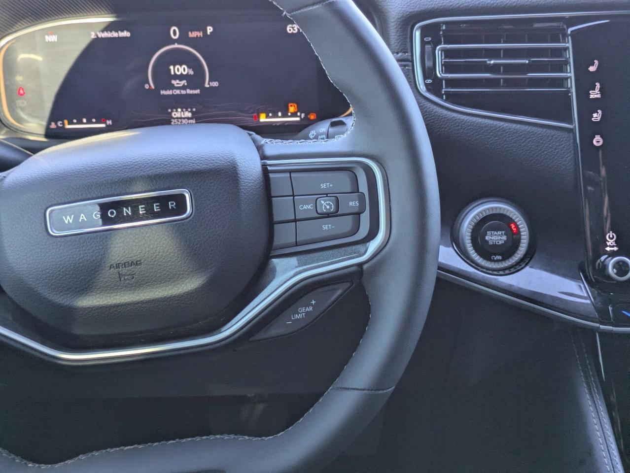 2023 Jeep Wagoneer BASE Castroville TX