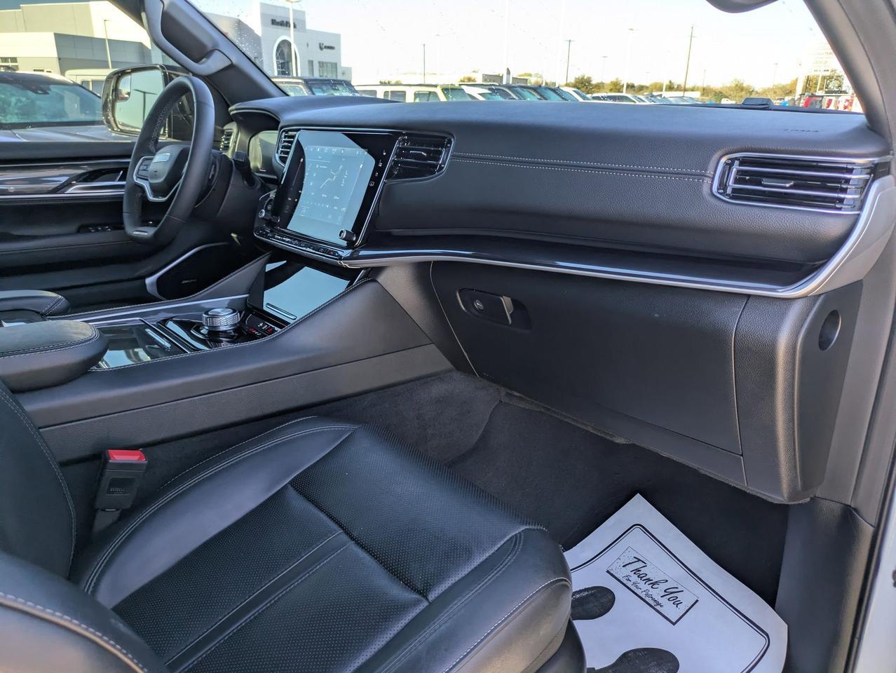 2023 Jeep Wagoneer BASE Castroville TX