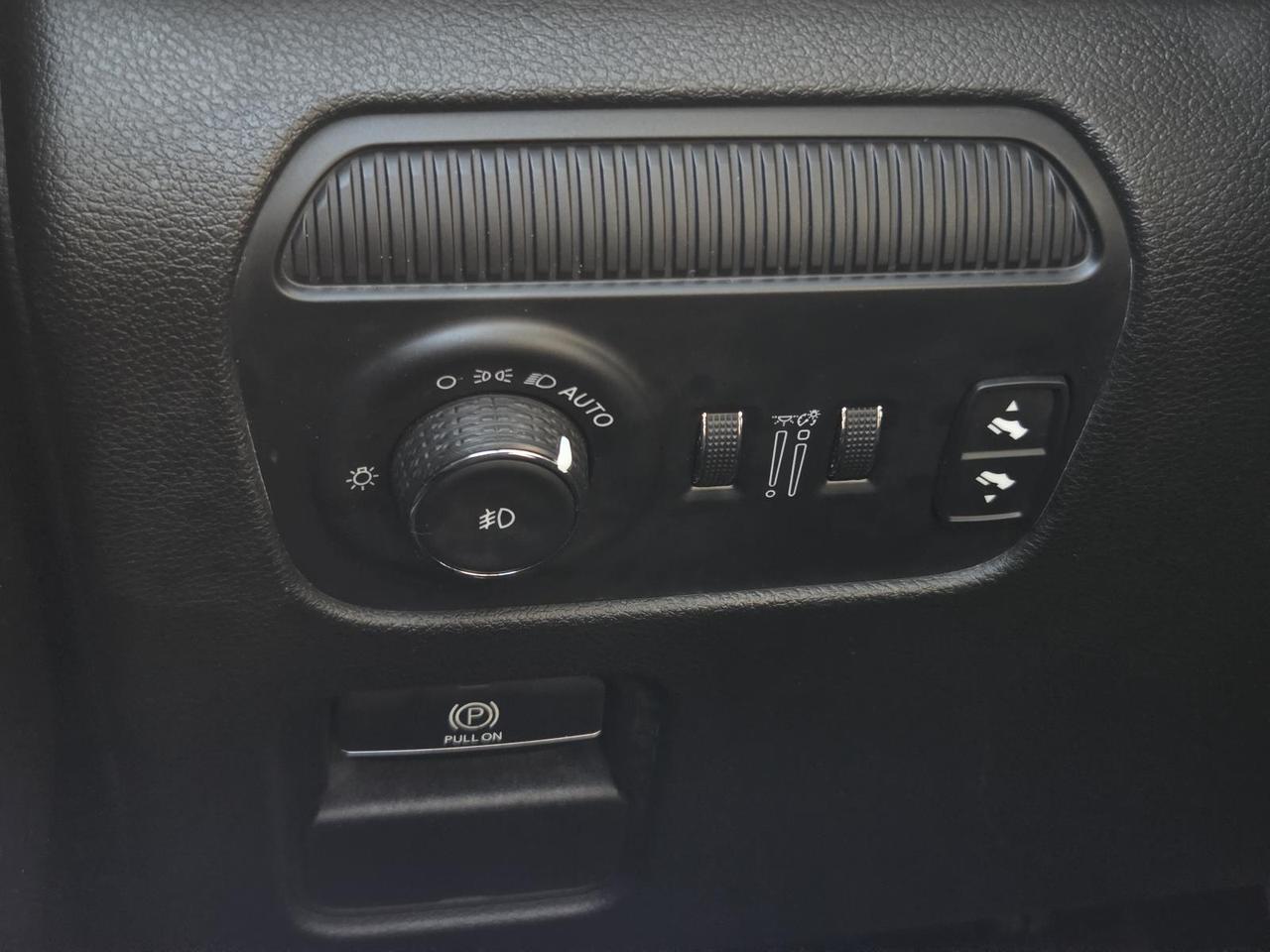 2023 Jeep Wagoneer L Series II Beeville TX