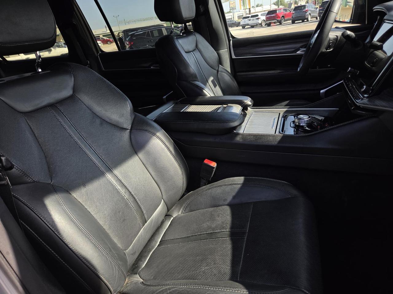 2023 Jeep Wagoneer L Series II Beeville TX