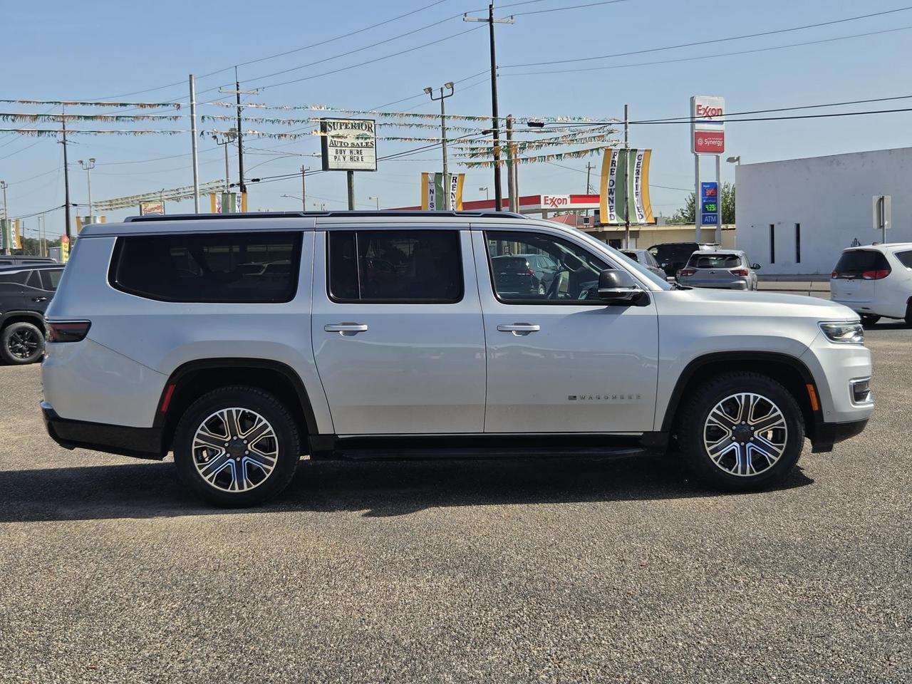 2023 Jeep Wagoneer L Series II Beeville TX