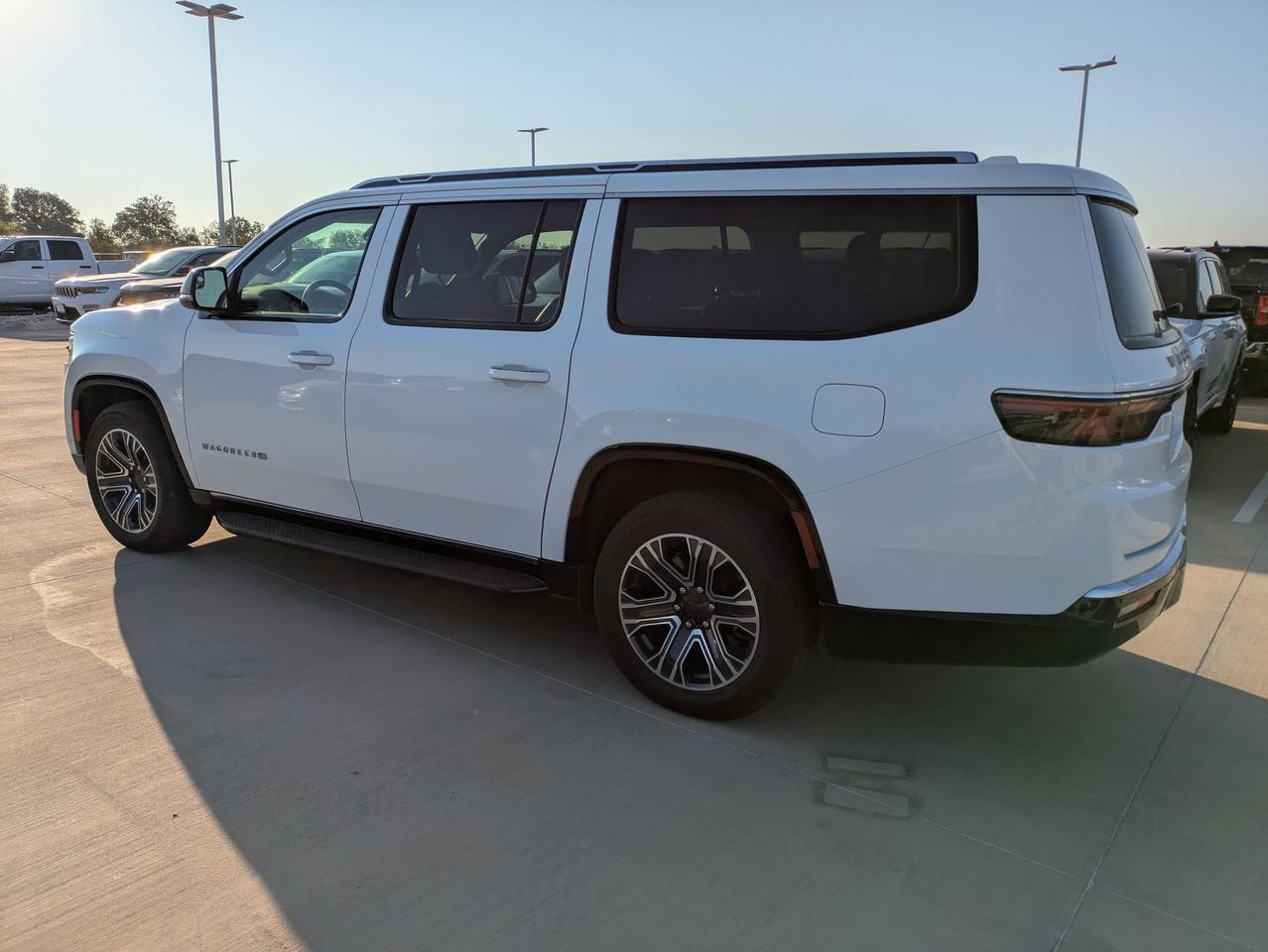 2023 Jeep Wagoneer L Series II Castroville TX