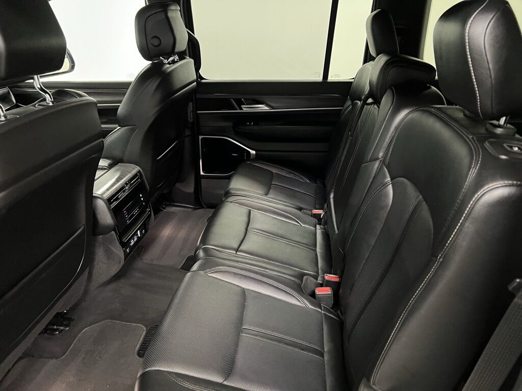 2023 Jeep Wagoneer L Series III Highlands Ranch CO