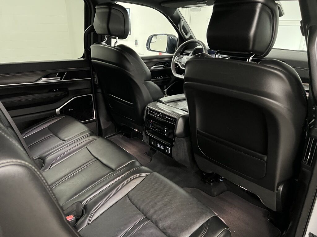 2023 Jeep Wagoneer L Series III Highlands Ranch CO